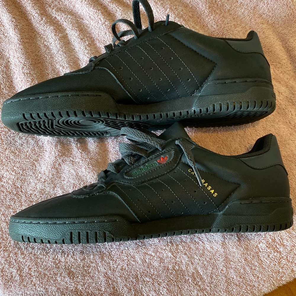 Yeezy Powerphase Euc - image 1